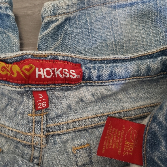Size 3 Hot Kiss jeans - Picture 3 of 3